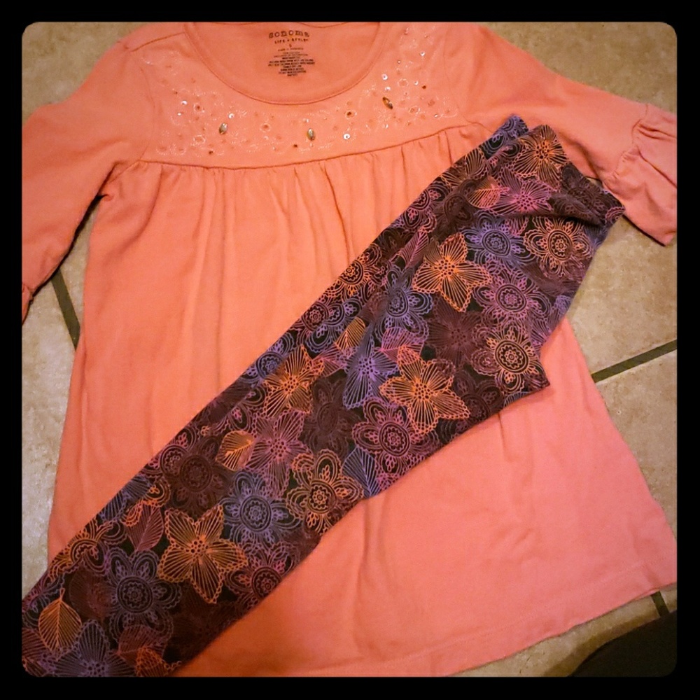 👉❤GIRLS 4/5 ADORABLE OUTFIT❤👈
